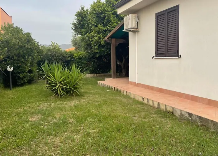 200mt Mare E Piscina 别墅